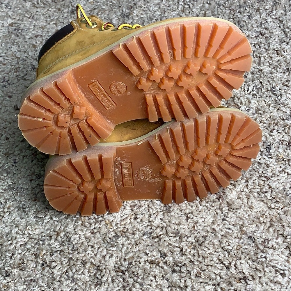 Timberland Boots - Picture 5 of 6